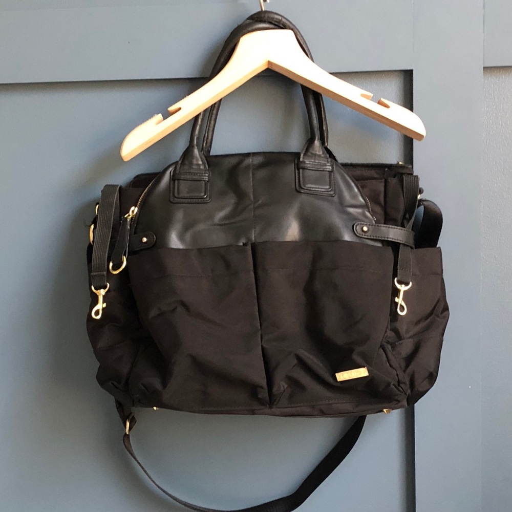 Skip Hop Chelsea Downtown Chic Diaper Satchel